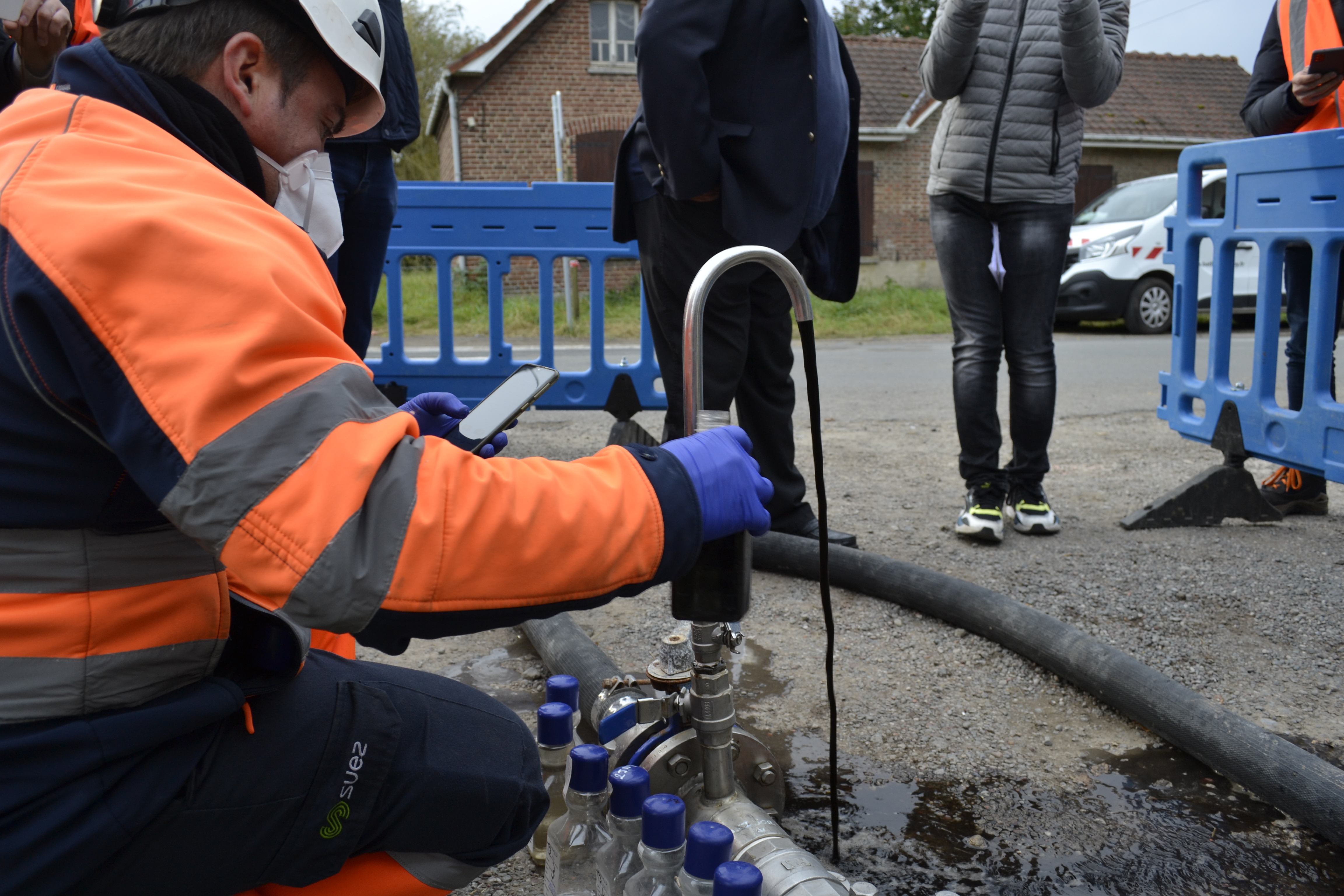 De la glace injectée pour nettoyer le réseau d'eau : l'Agglo